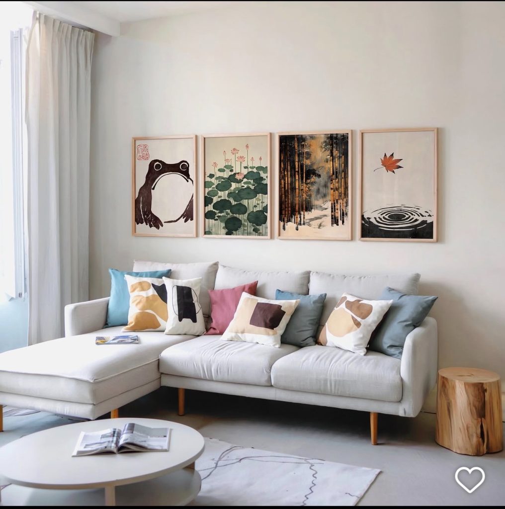 Gallaery wall in a small Japandi living room