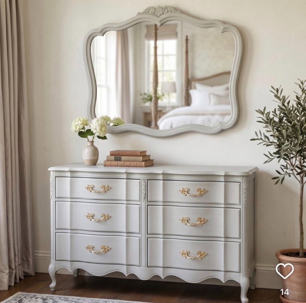 Vintage dresser 