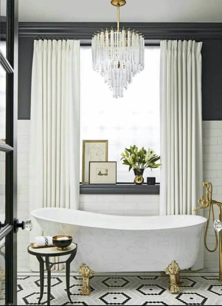 Clawfoot Tub 