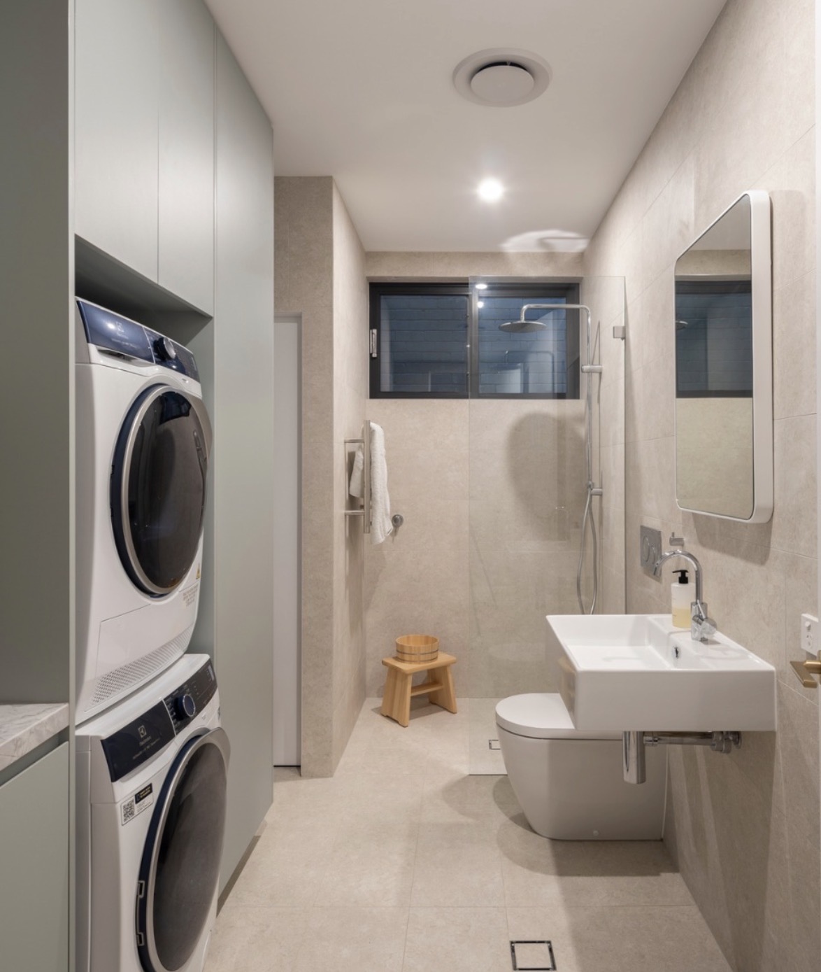 Small Bathroom And Laundry Room Combo Layout Ideas