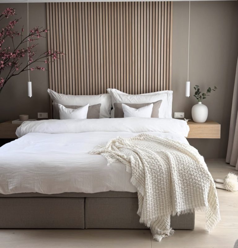 8 Romantic Scandinavian Bedroom Ideas for Couples