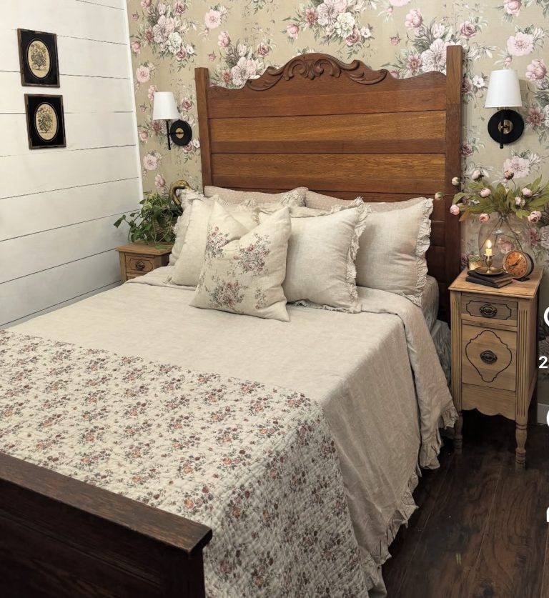 10 Vintage Retro Bedroom Ideas for Small Rooms (That Actually Work)