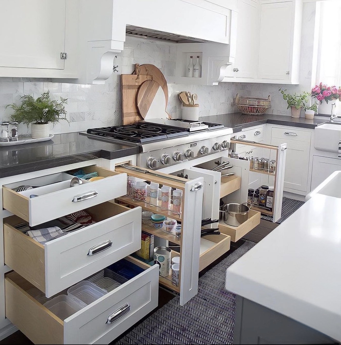 Kitchen Cabinet Storage Ideas for Small Spaces