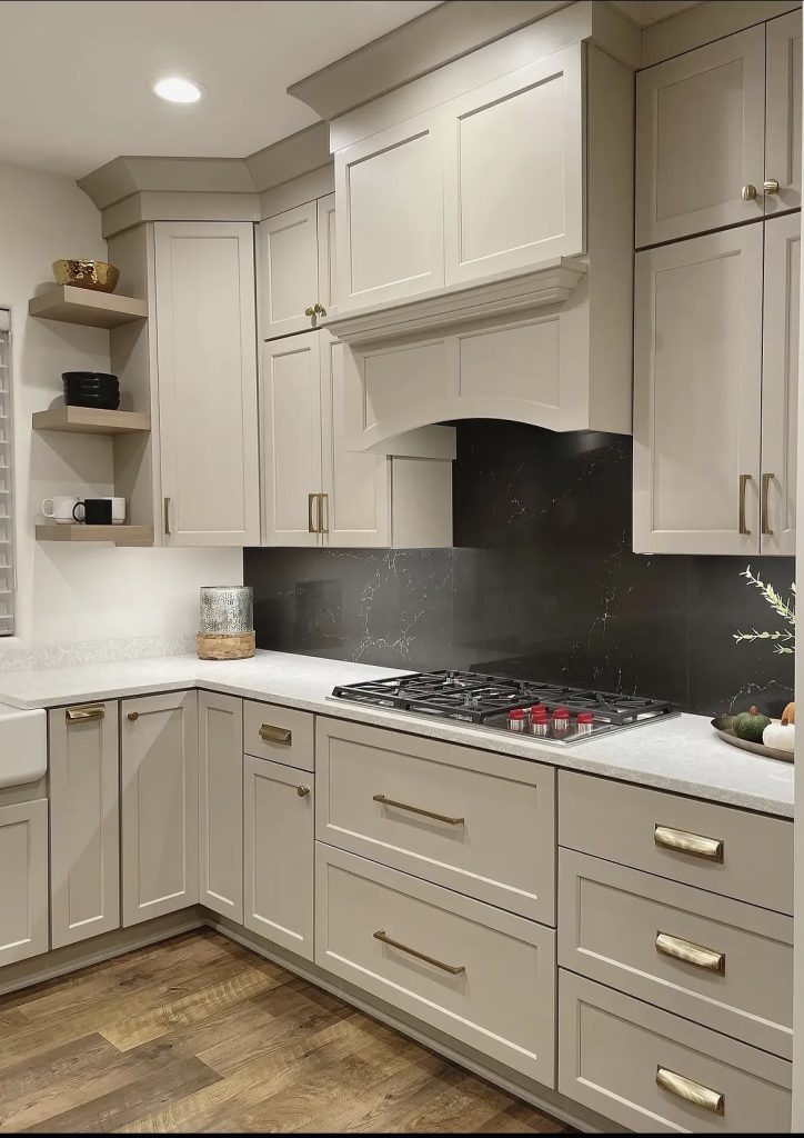 Mixed Metal Hardware in Bold Combos