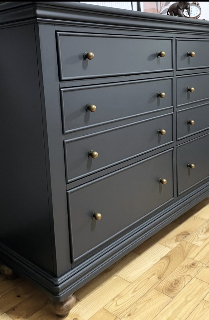 Kitchen cabinet with brass knobs 