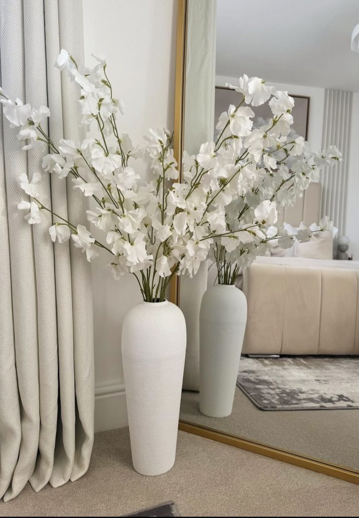 Vase of pampas grass