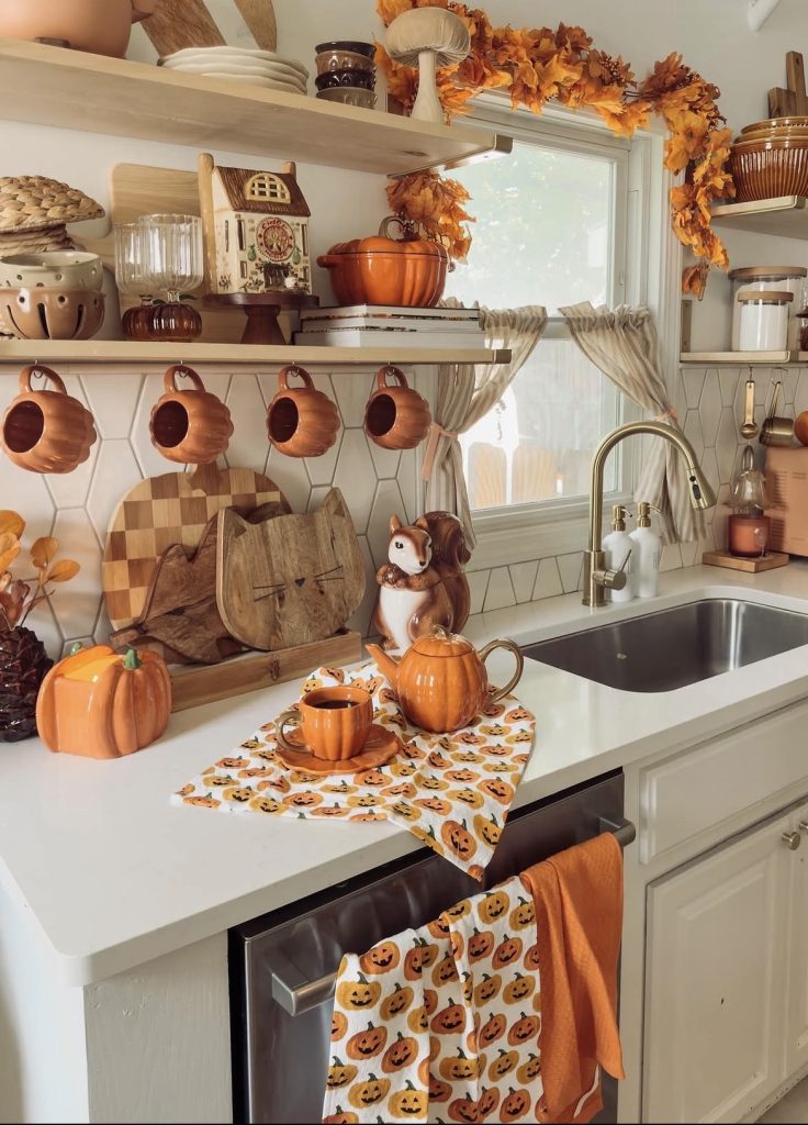 How to decorate your kitchen countertop for fall 