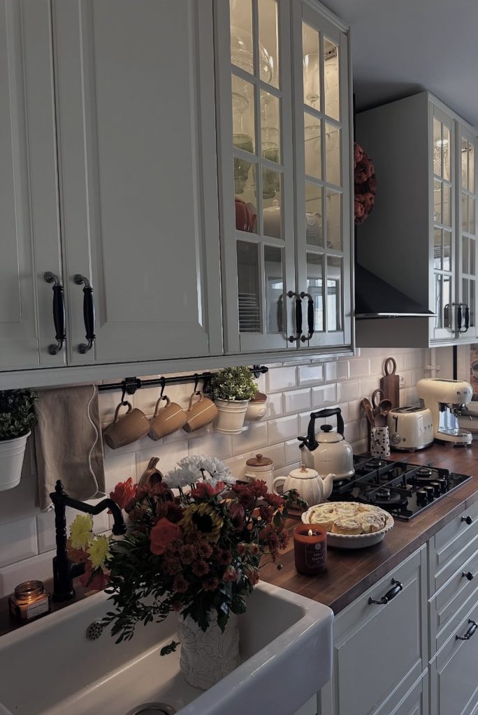 Fall decor elements on kitchen countertop 