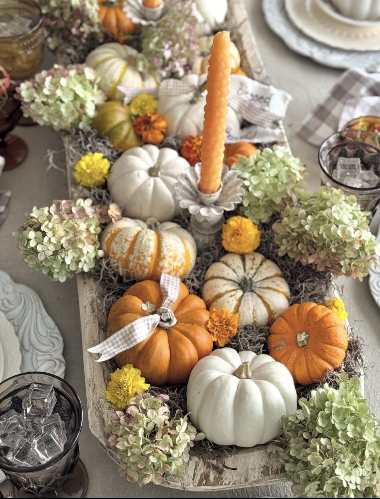 7 Farmhouse Fall Centerpiece Table Decor Ideas For 2026