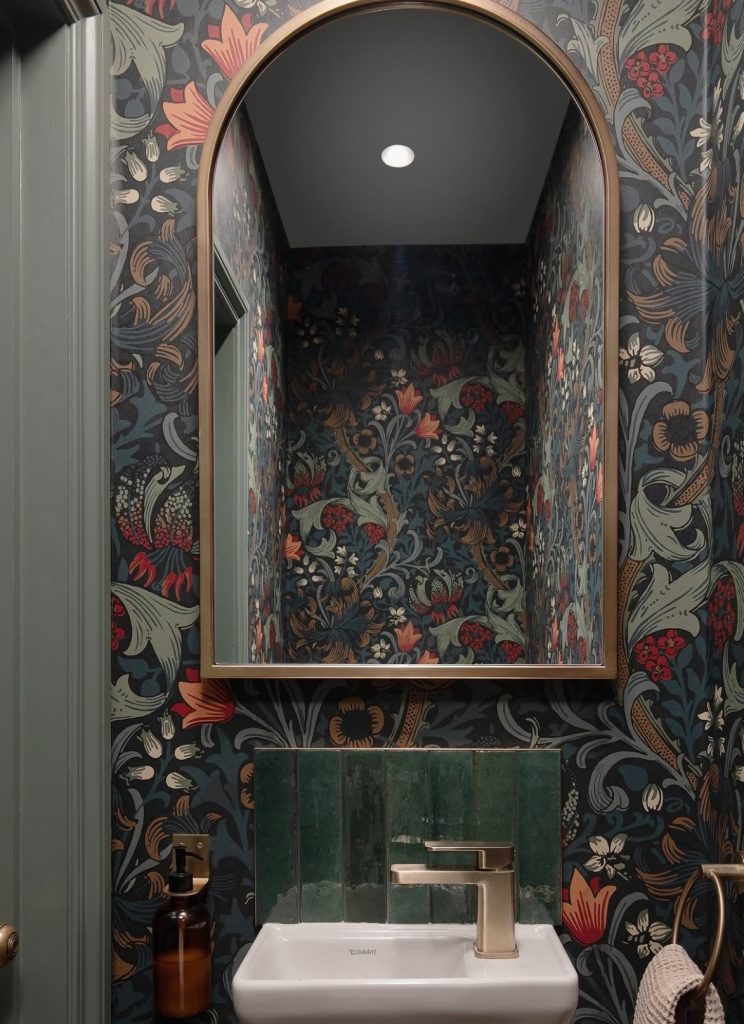 Bold Framed Mirror 