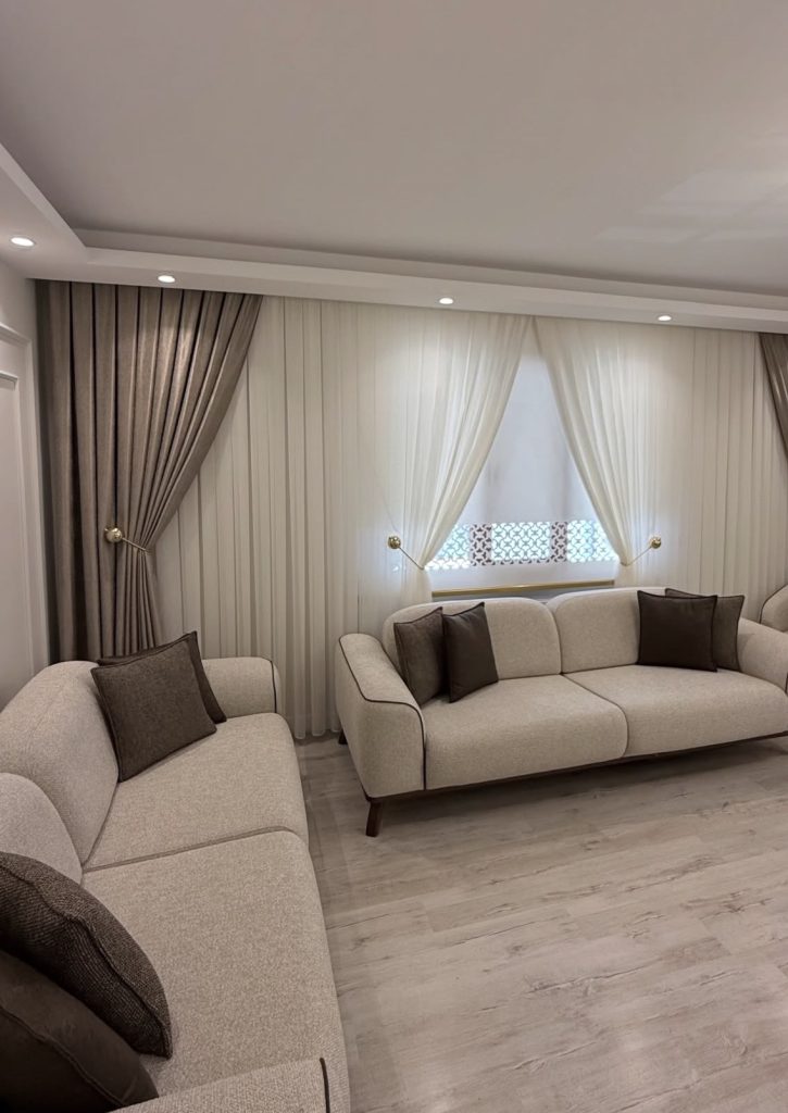 Full length living room curtain 