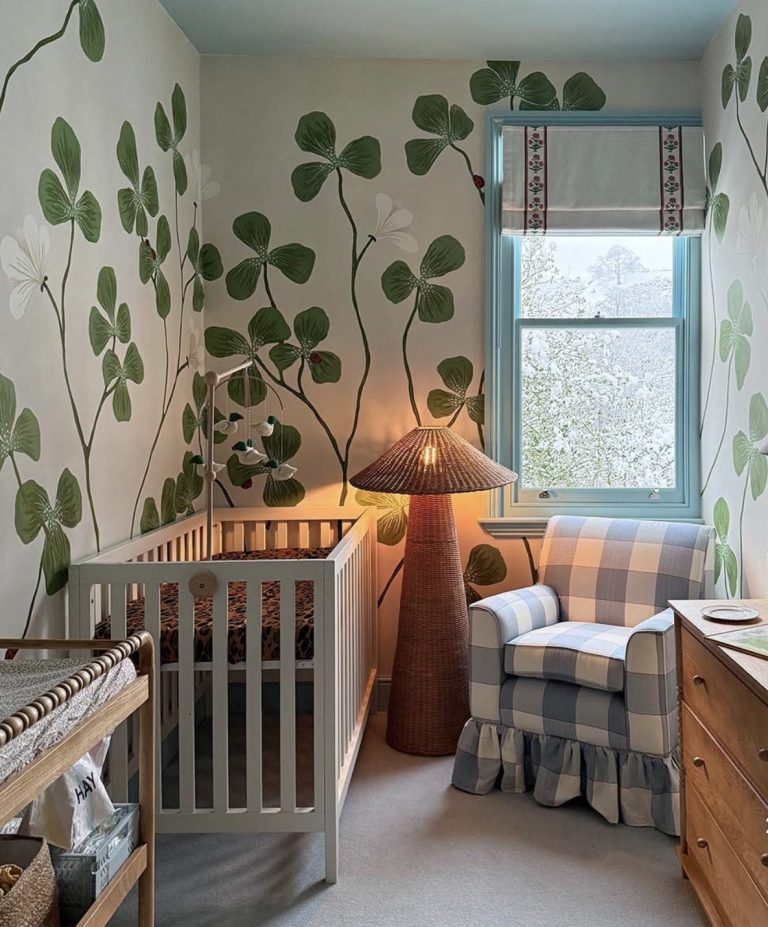 How to Transform a Small Space into a Nursery Room Of Your Dreams 