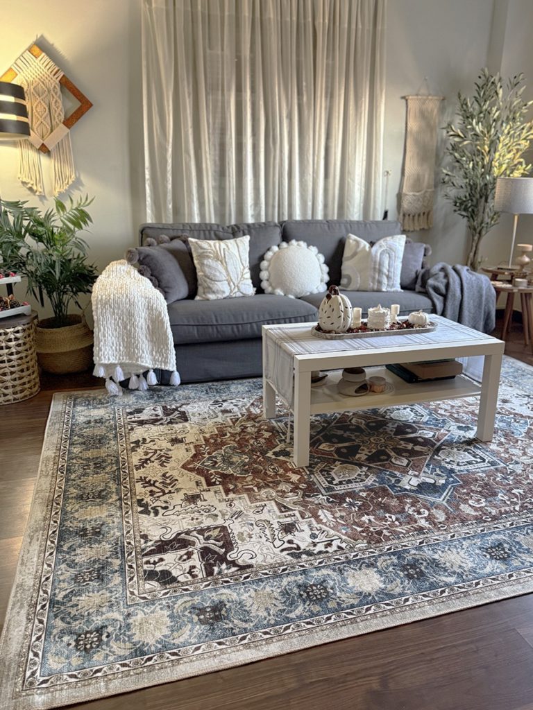 Boho living room with neutral base 