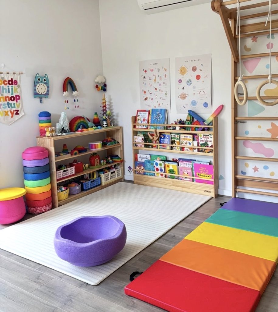 Floor play space