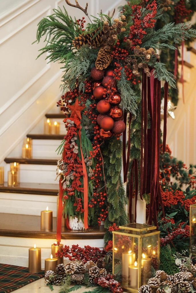 Berries and pinecones used in Christmas decorations 