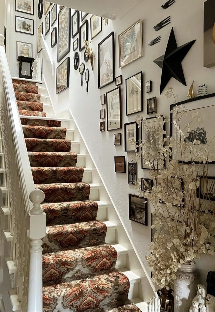 Runner rug on stairs 