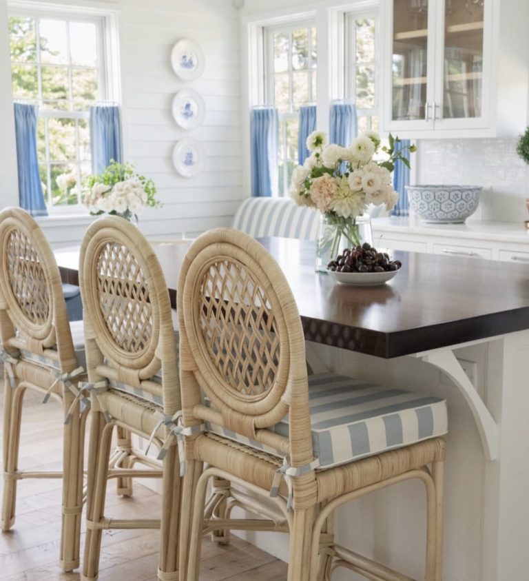 5 Timeless Coastal Grandmother Kitchen Decor Ideas Boomers Love