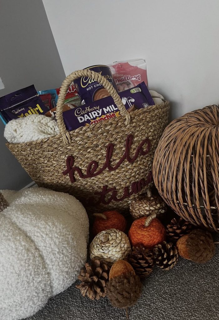 Friendsgiving  Party Basket