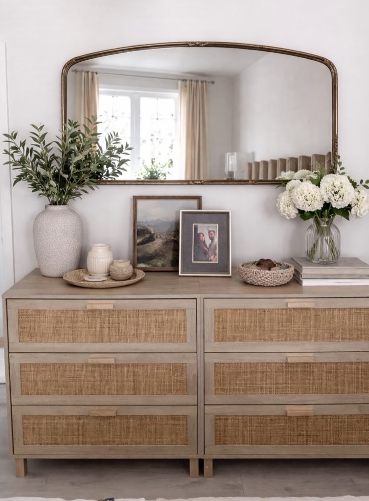 Vintage dresser 