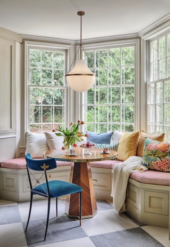 Breakfast nook with inbuilt bench and storage 