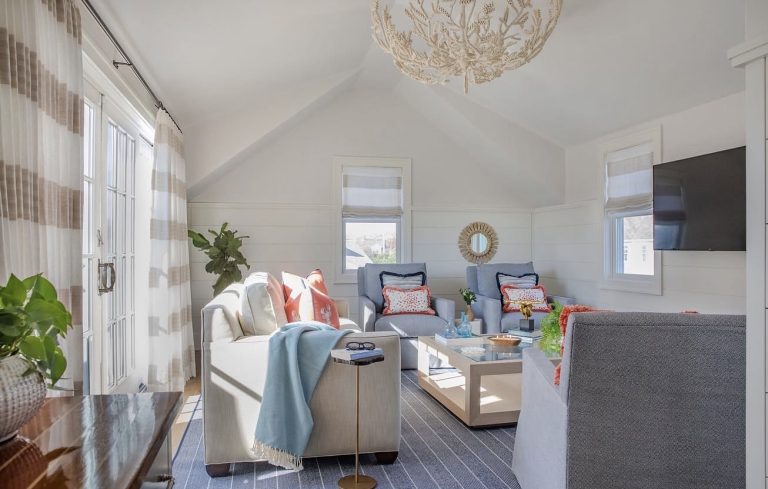 6 Small Cape Cod Living Room Decorating Ideas You’ll Want to Copy
