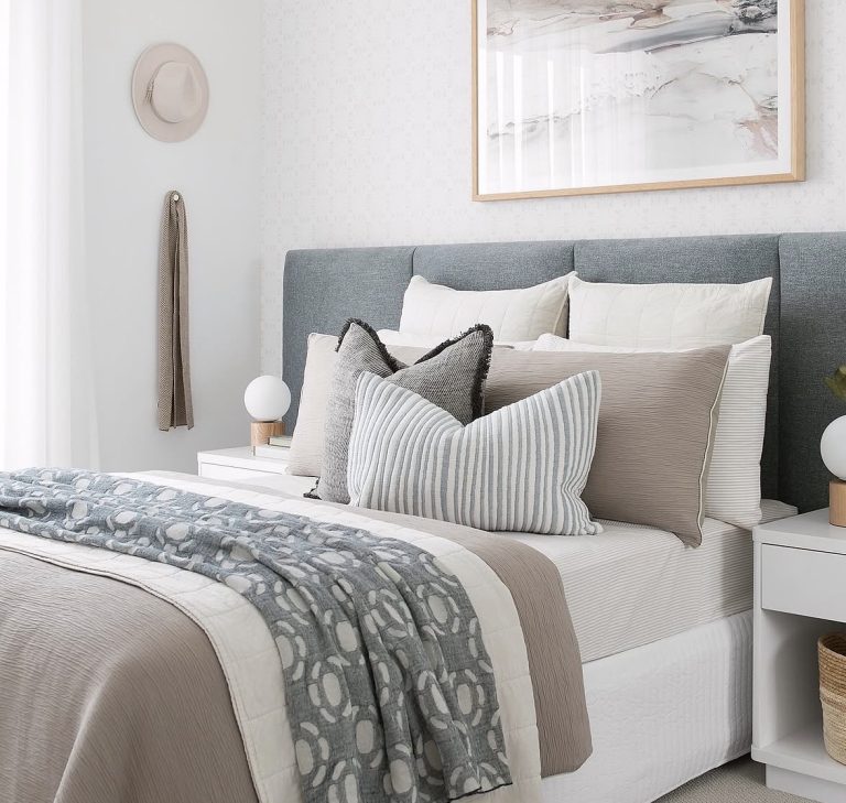 7 Vintage Budget-Friendly Guest Bedroom Decor Ideas Your Visitors Will Love