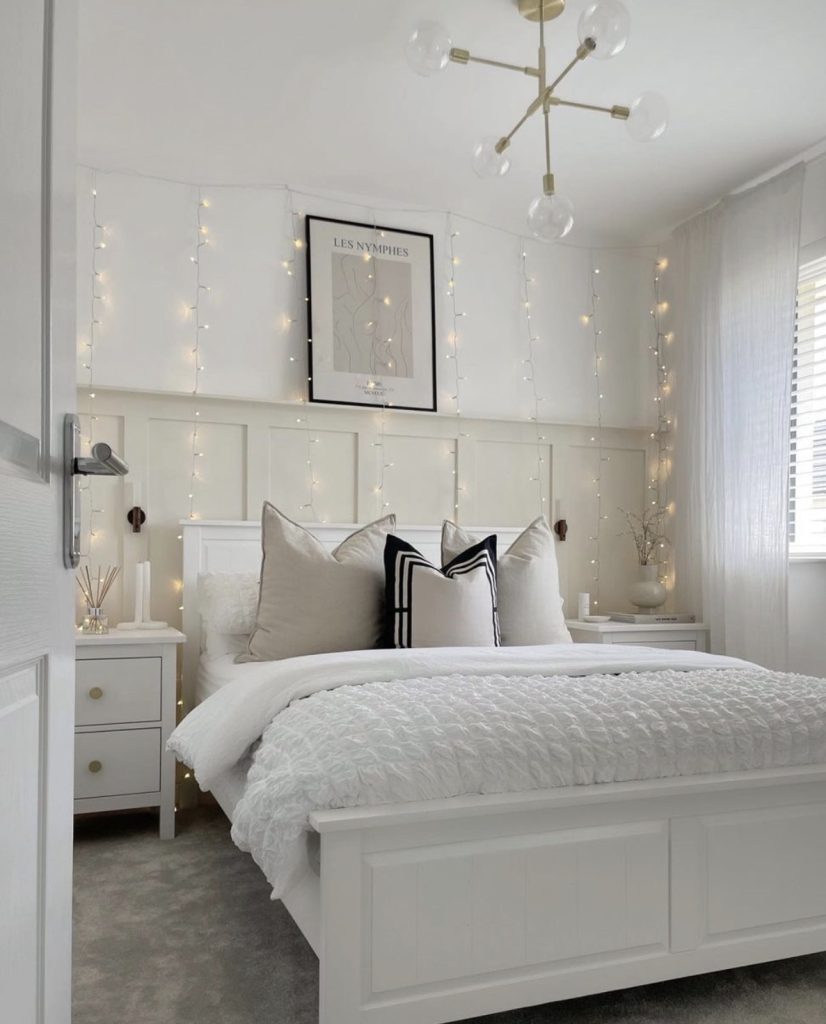 Fairy lights in a bedroom 