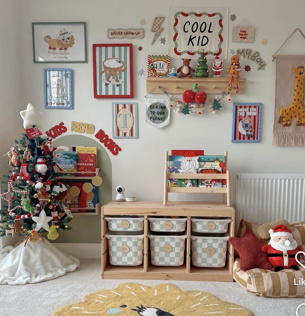 Kid bedroom decorated for Christmas