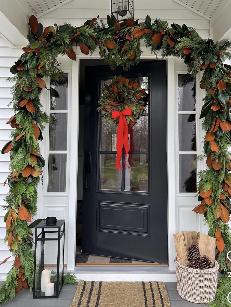 Simple Christmas garland around the door 