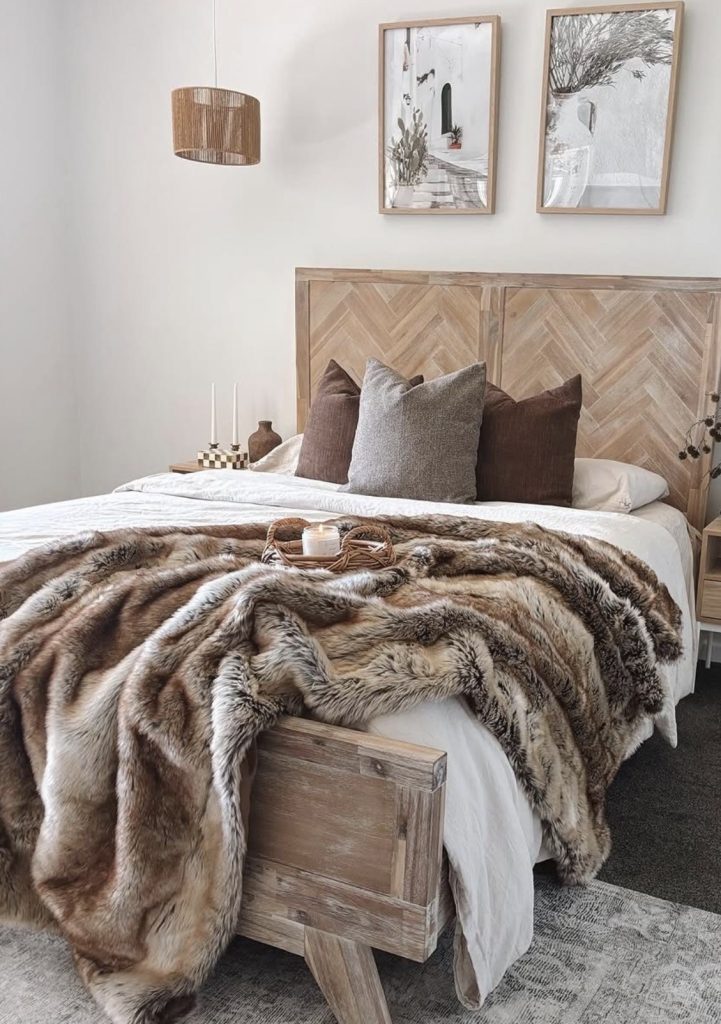 Faux-fur blanket 