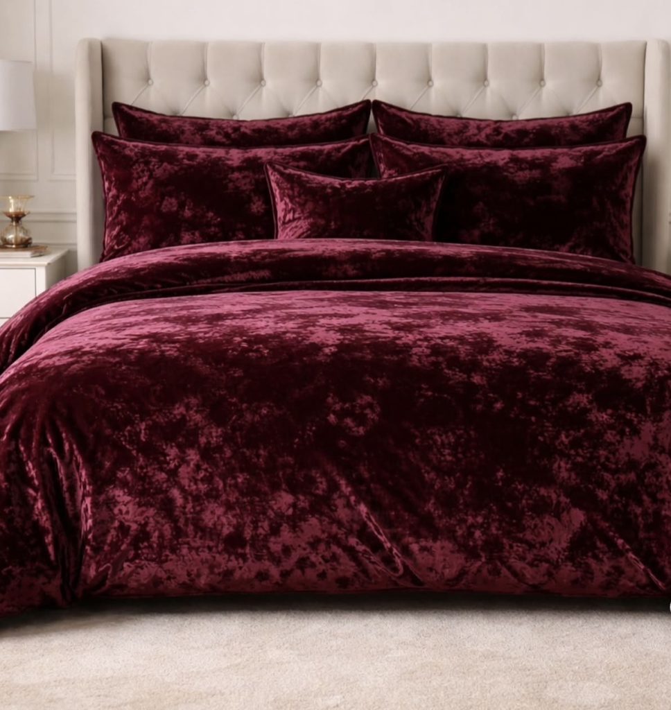 Velvet pillow cover 