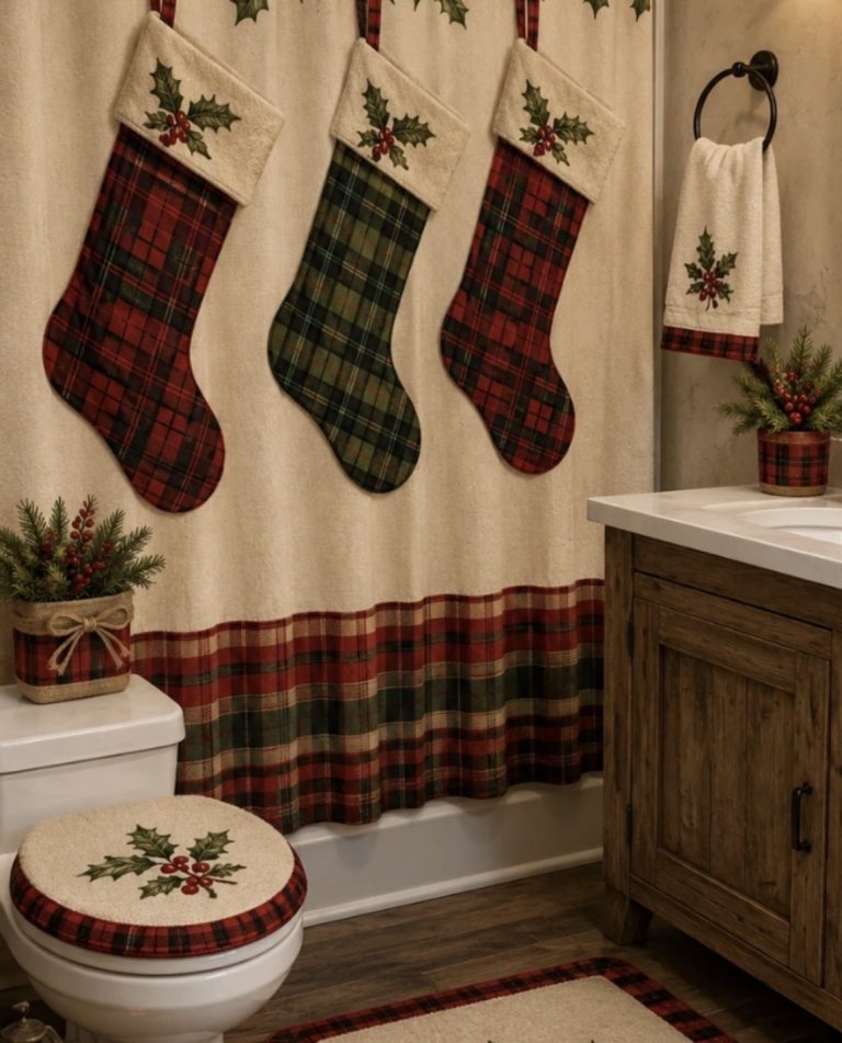 10 Farmhouse Christmas Bathroom Decor Ideas for Small Spaces