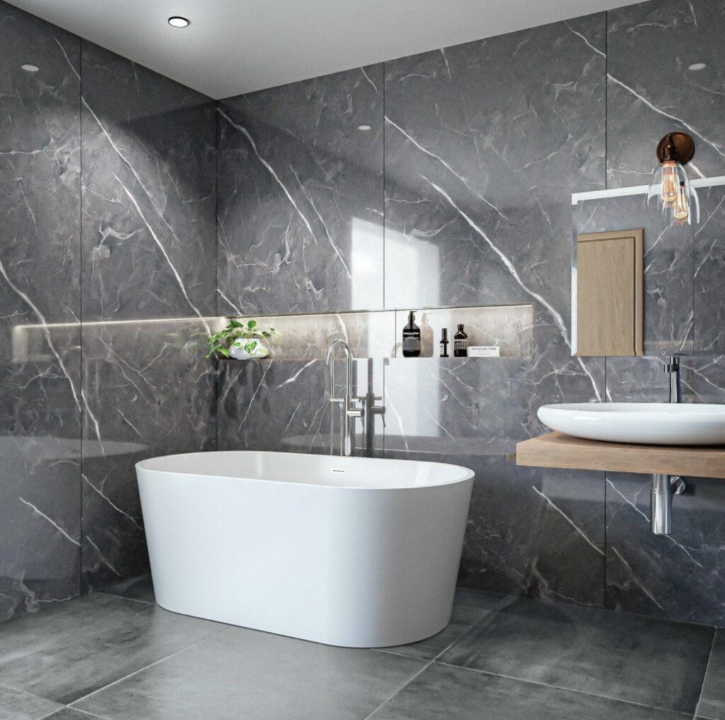 Freestanding White Bathtub