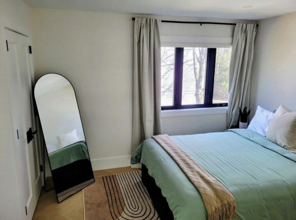 Large Mirror in a small bedroom 
