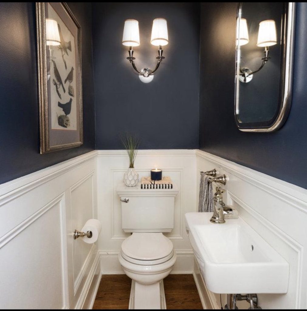Navy Blue Wainscoting With Gold Accents