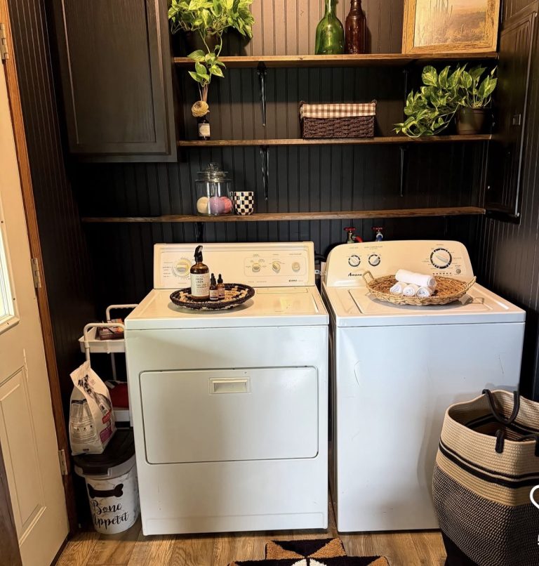 7 Moody Laundry Room Ideas for Small Spaces That Feel Cozy and Stylish