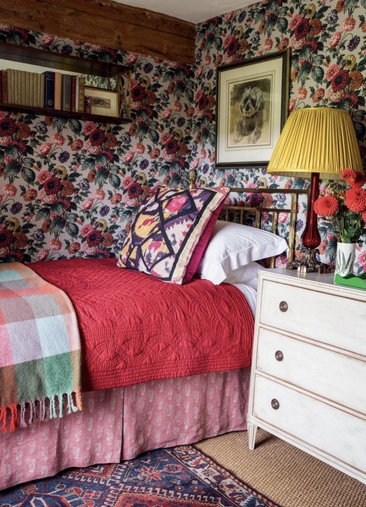Vintage Floral Wallpaper Accent Wall