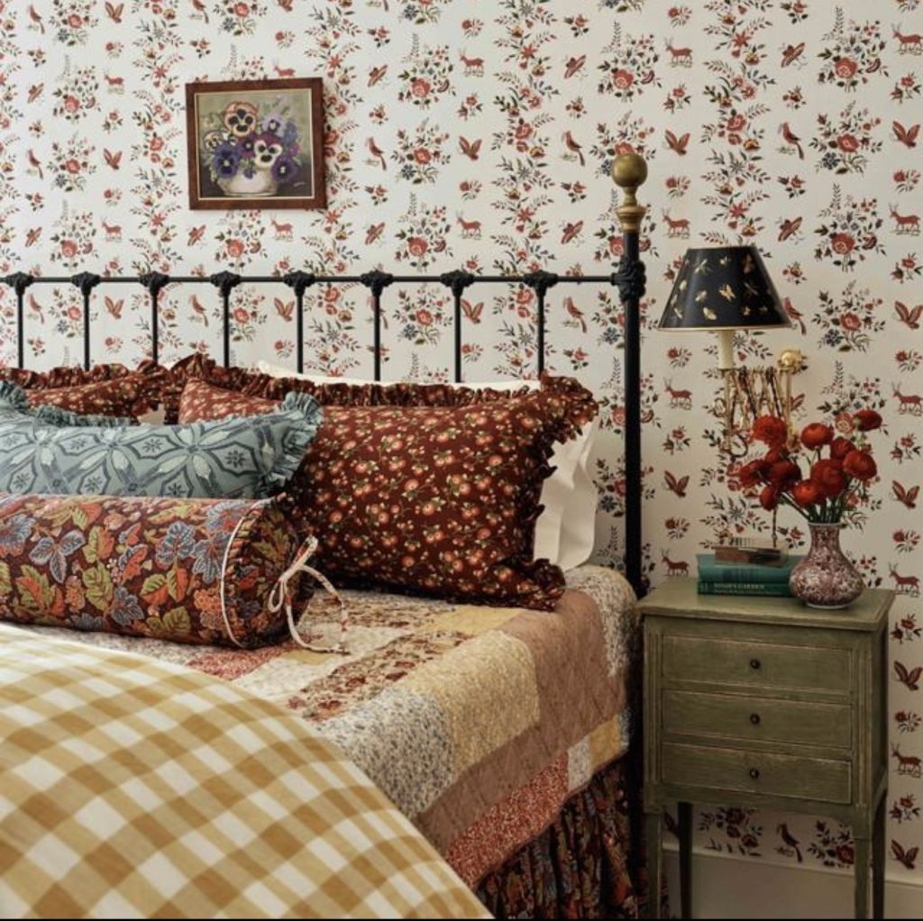 Mismatched Vintage Nightstands and Lamps