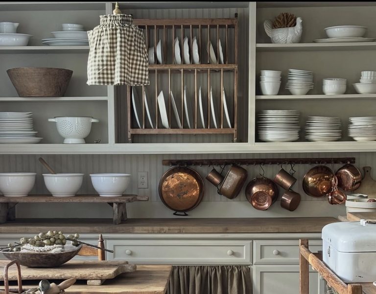 6 Vintage-Inspired Cottagecore Kitchen Storage Ideas That Never Go Out of Style