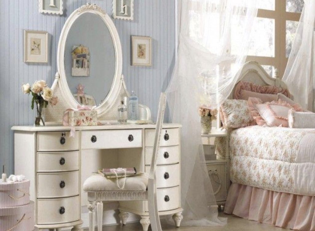 Vintage-Inspired Furniture and Thrifted Finds